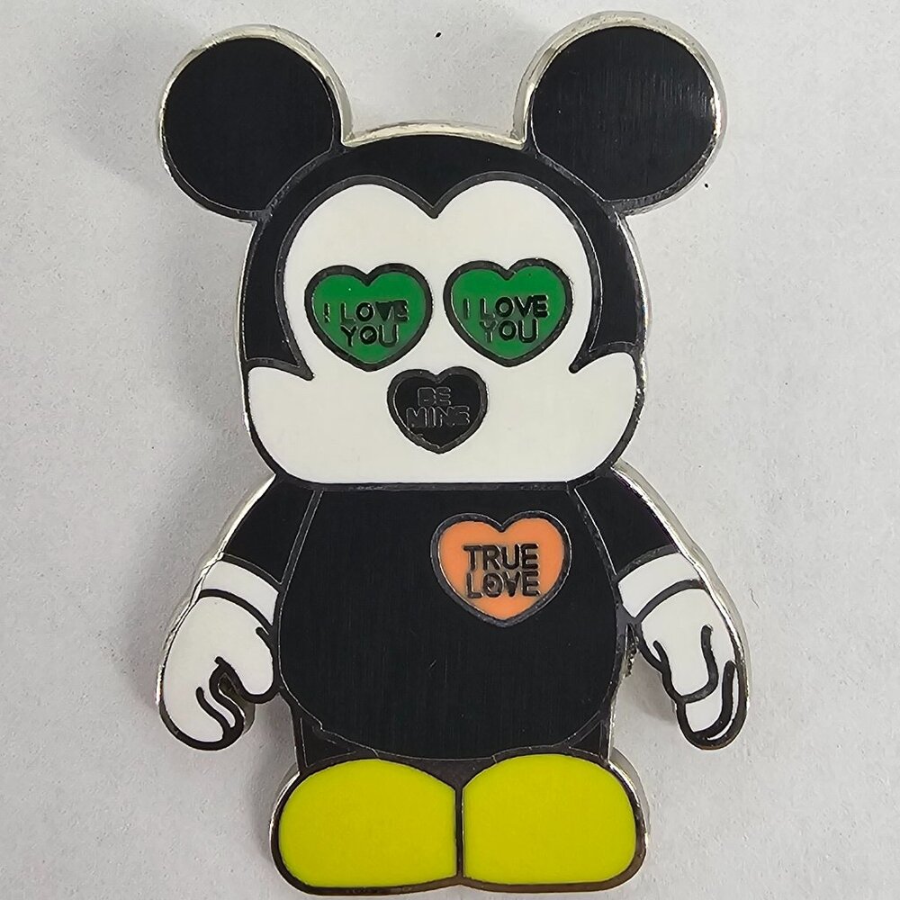 DISNEY Pin Trading ~ Vinylmation ~ Valentines Day/Candy Hearts ~ 2009 ~ P02/1